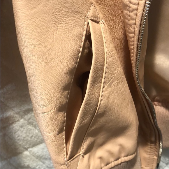 jacket - Picture 4 of 7